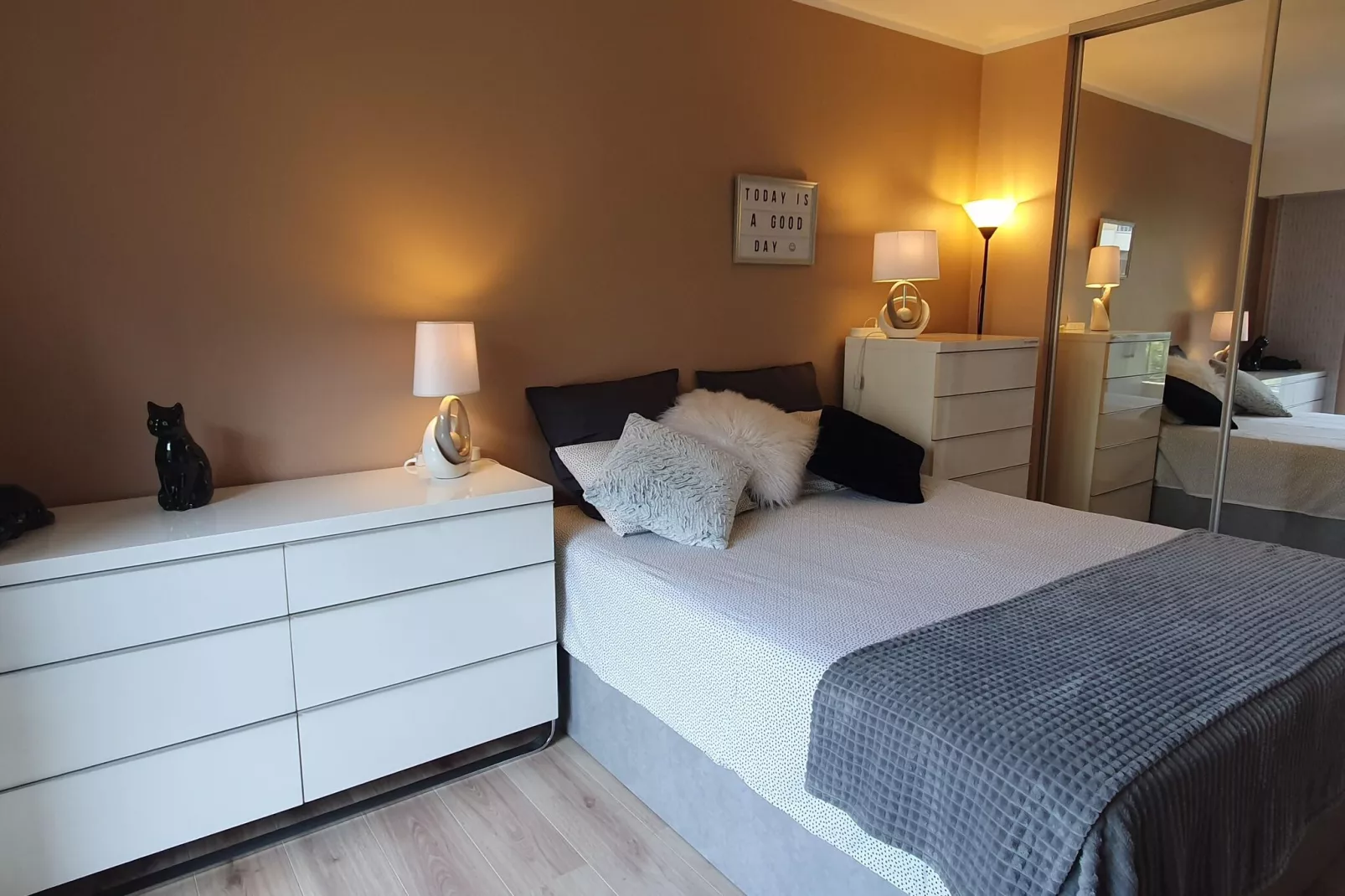Appartement standing avec terrasse et vue mer à Nice-Schlafzimmer