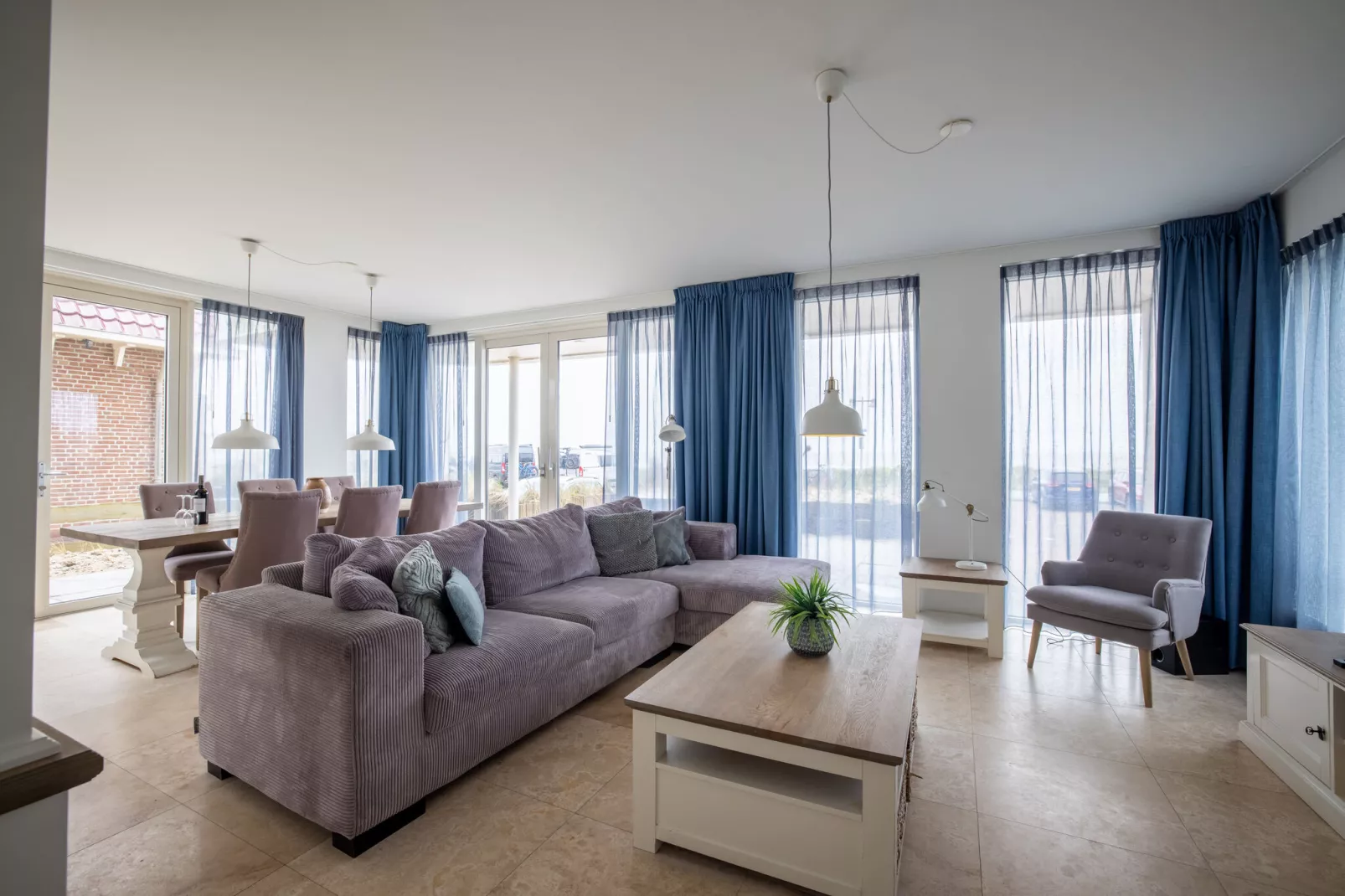 De ZeeParel Red Lobster-Living room