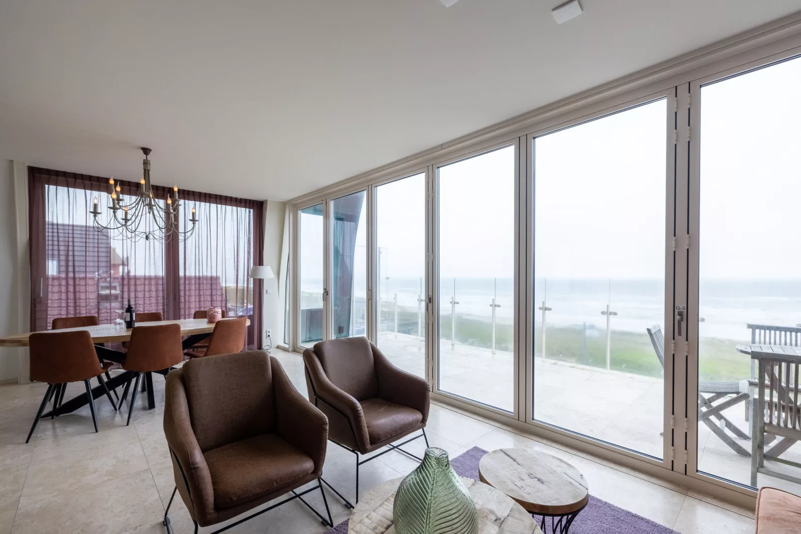 De ZeeParel Pink Shrimp-Living room