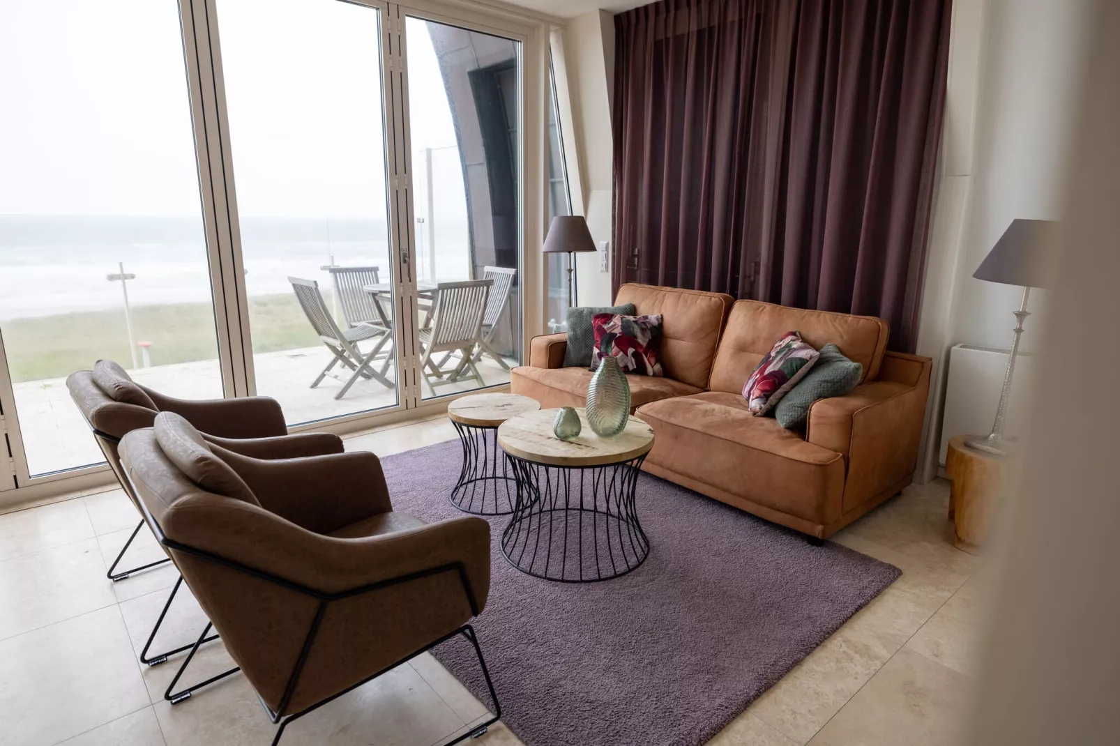 De ZeeParel Pink Shrimp-Living room