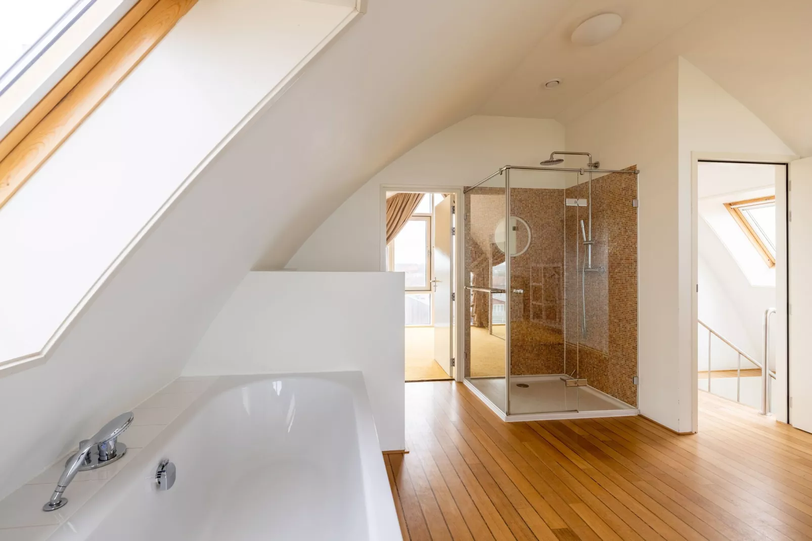 De ZeeParel Pink Shrimp-Bathroom
