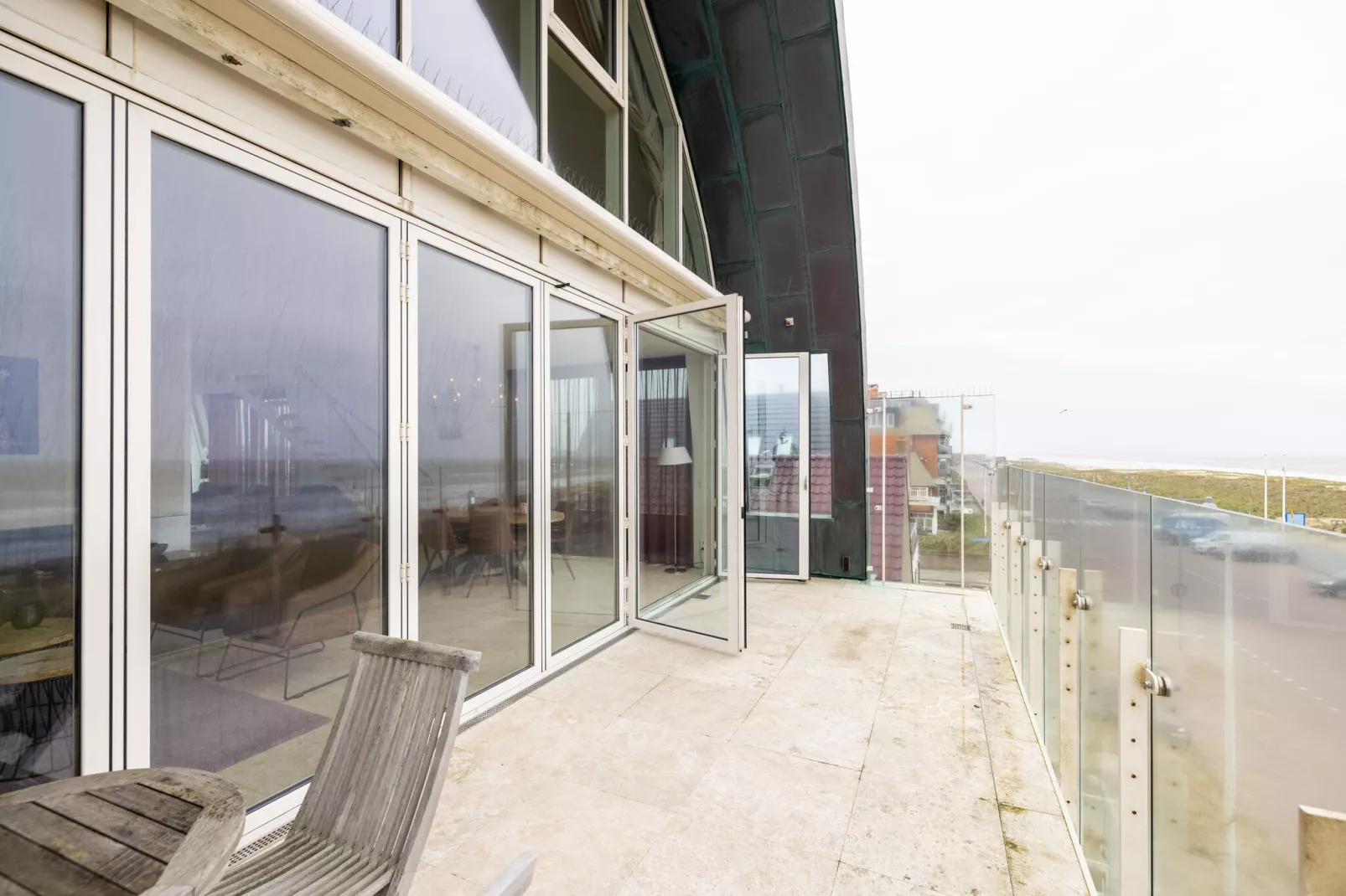 De ZeeParel Pink Shrimp-Terrace balcony