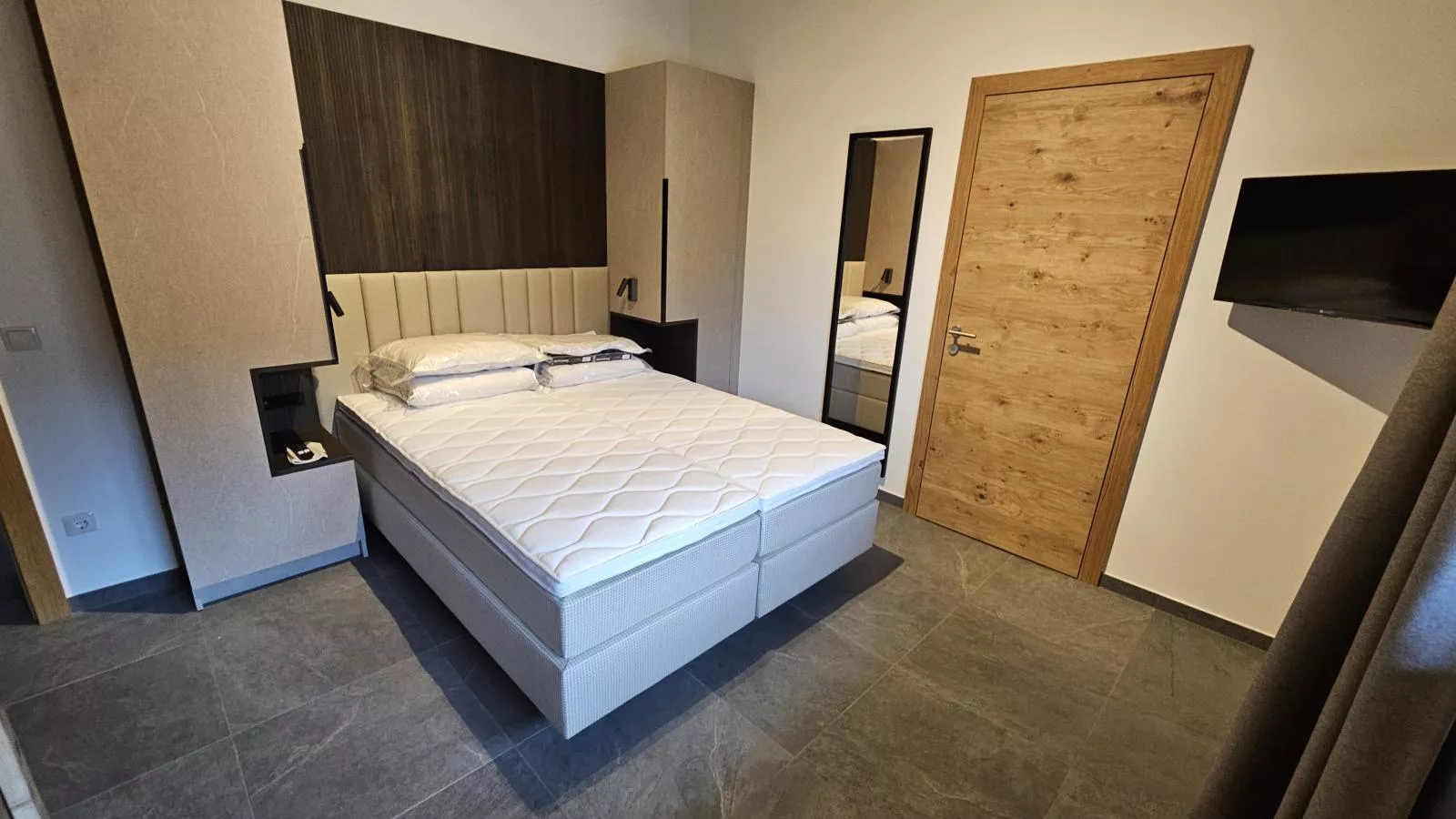 Grebenzen Lodge Starnberg 60B-Bedroom