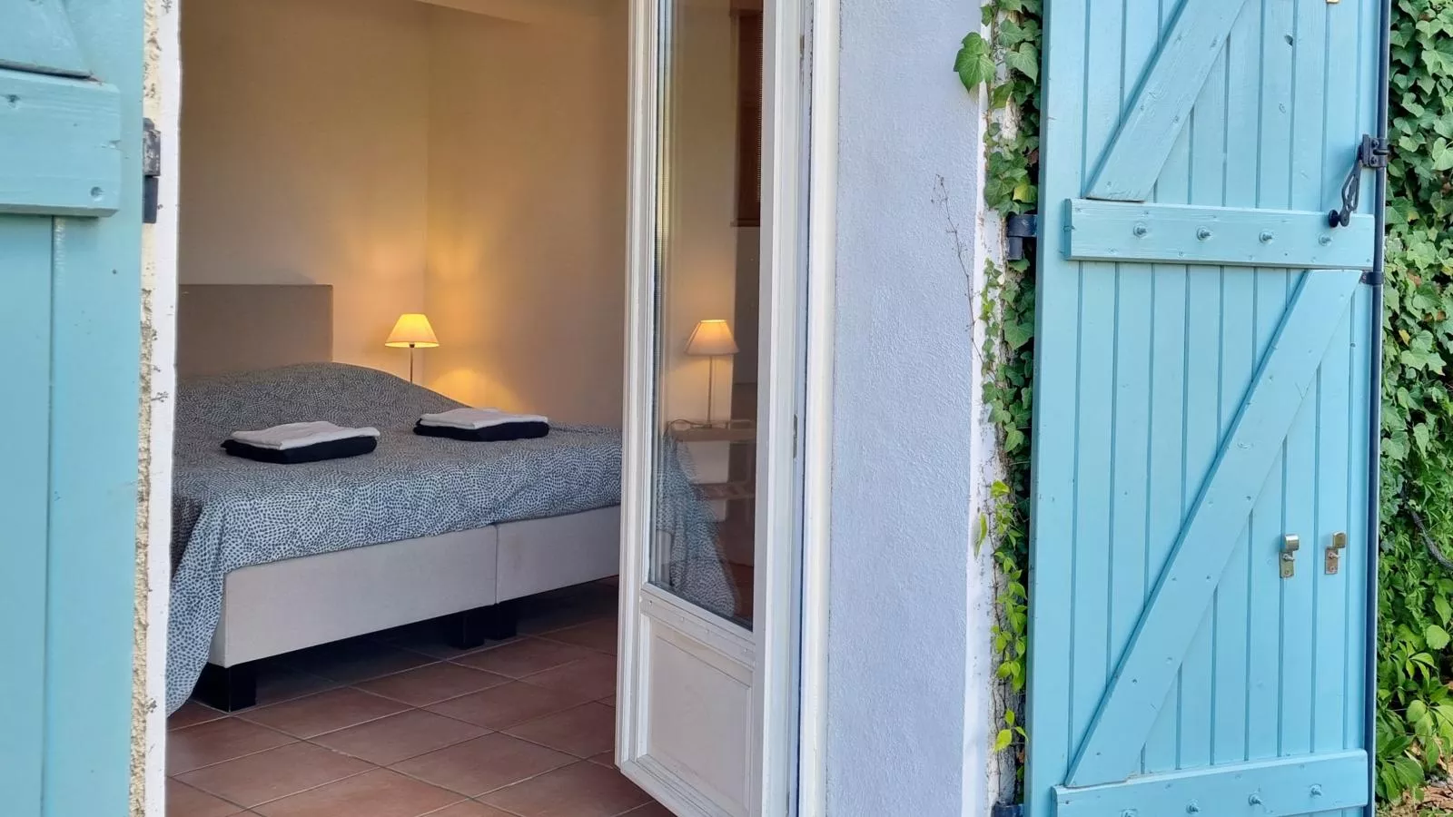 Le Paradis-Bedroom