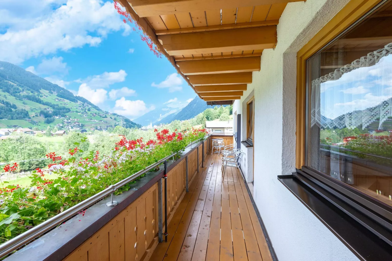 Apartment 2-4/3-Terrace balcony