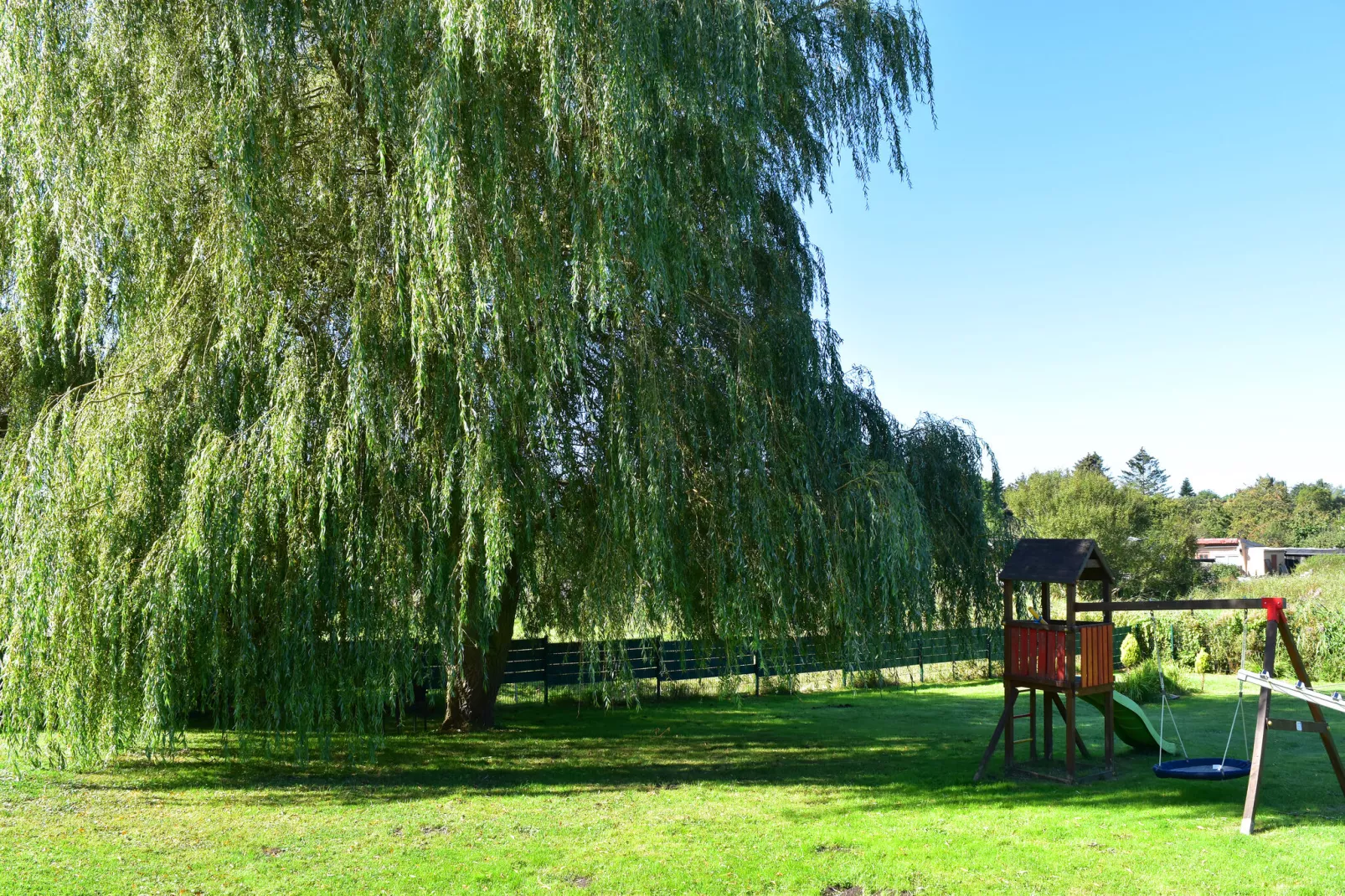 An den Wiesen-Gardens summer