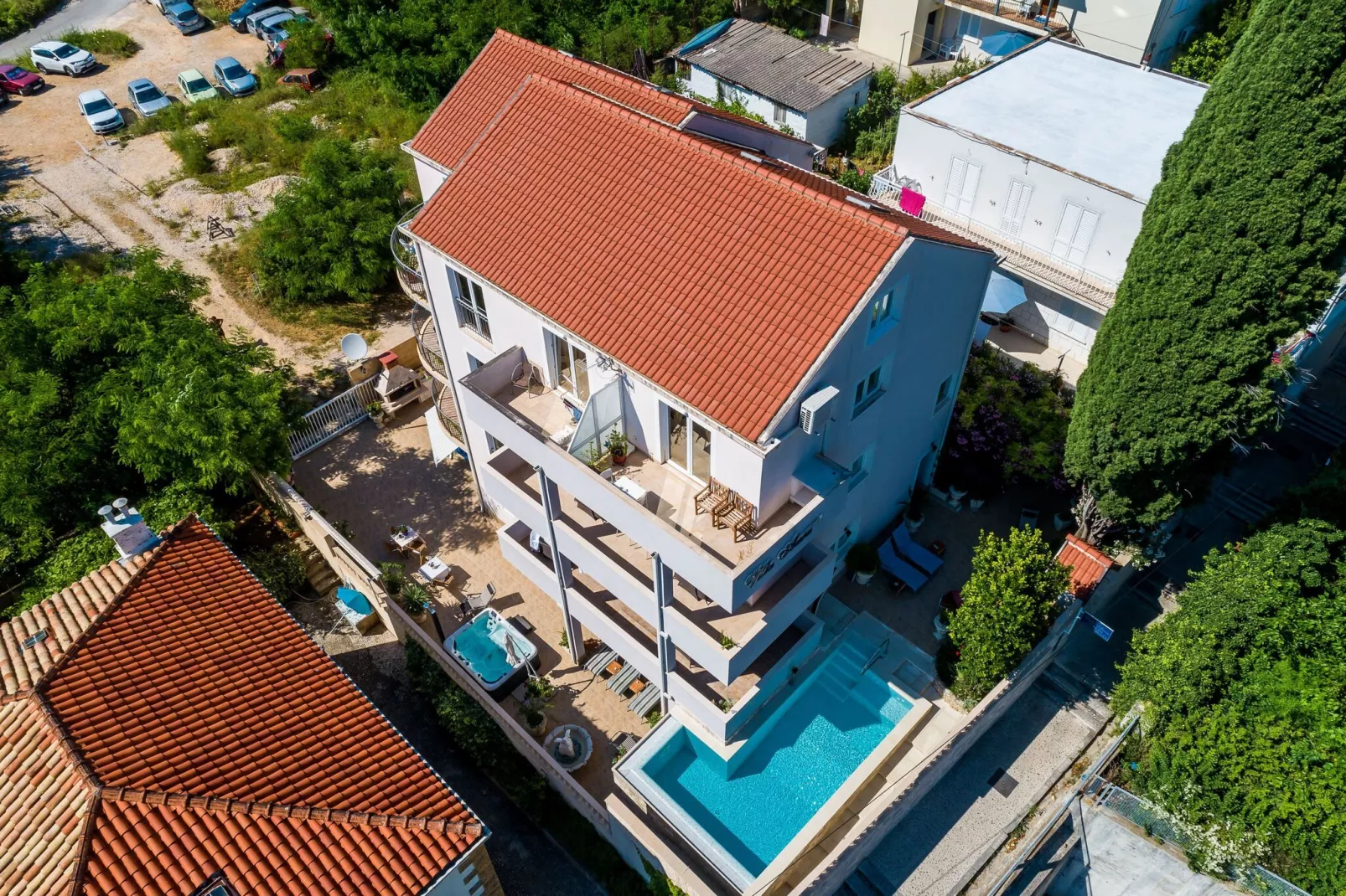 Apartments Villa Aura - Comfort Studio Apartment 8 with shared swimming pool-View