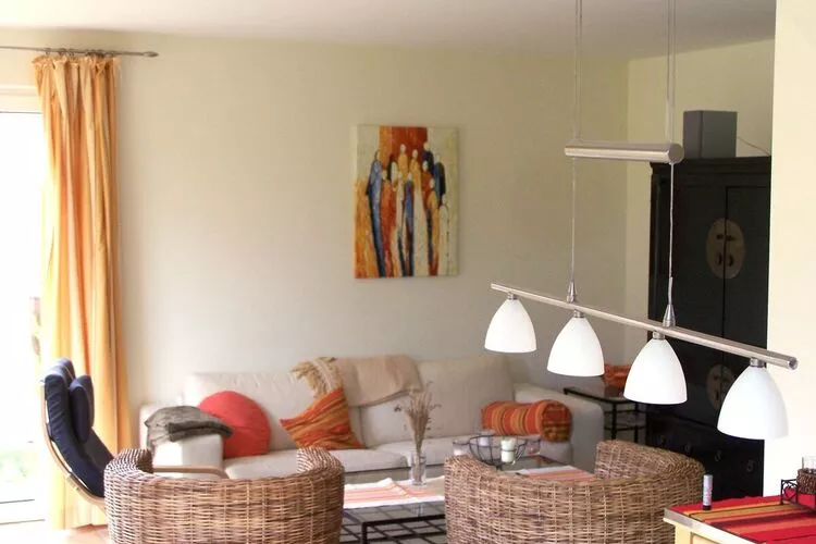 Apartments Aura - Comfort Studio Apartment 2 with shared swimming pool-Living room