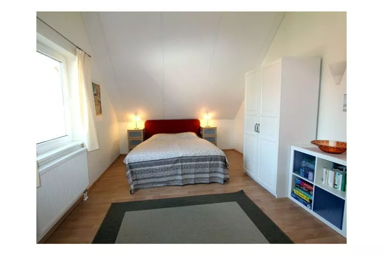 Apartments Aura - Comfort Studio Apartment 2 with shared swimming pool-Bedroom