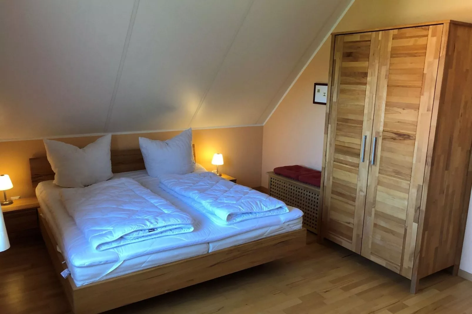 Apartments Aura - Comfort Studio Apartment 2 with shared swimming pool-Bedroom