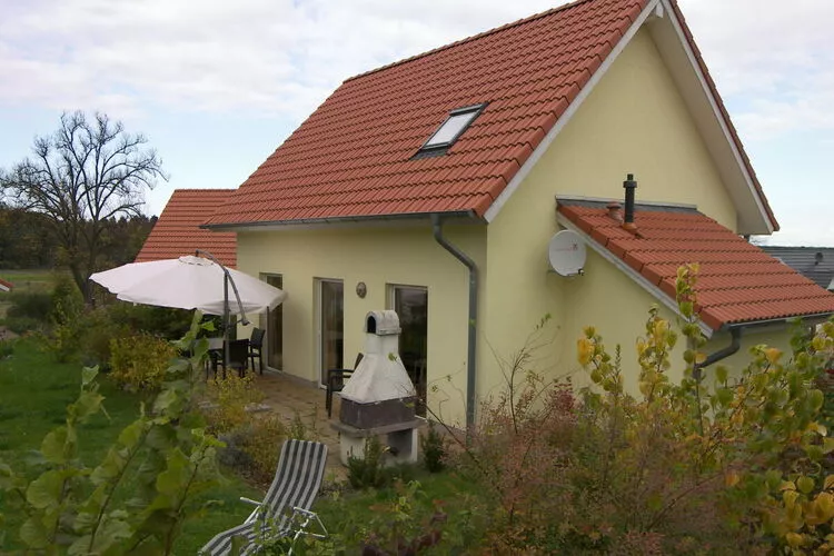 Apartments Aura - Comfort Studio Apartment 2 with shared swimming pool-Outdoor