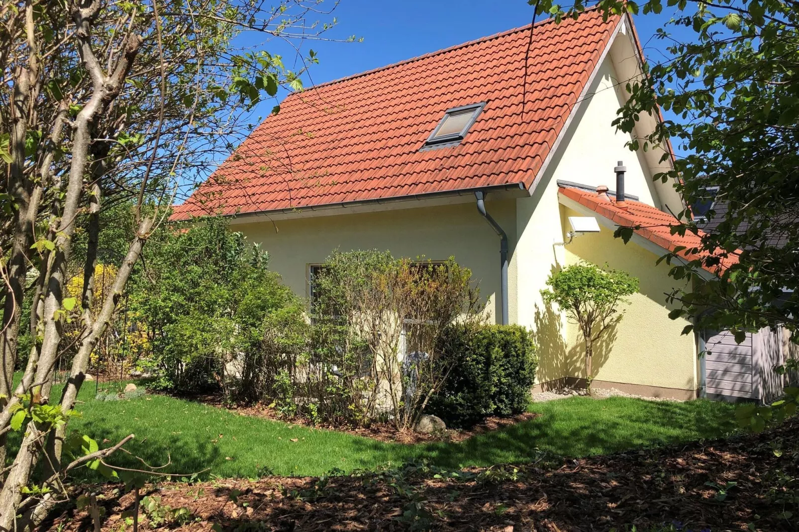 Apartments Aura - Comfort Studio Apartment 2 with shared swimming pool-View
