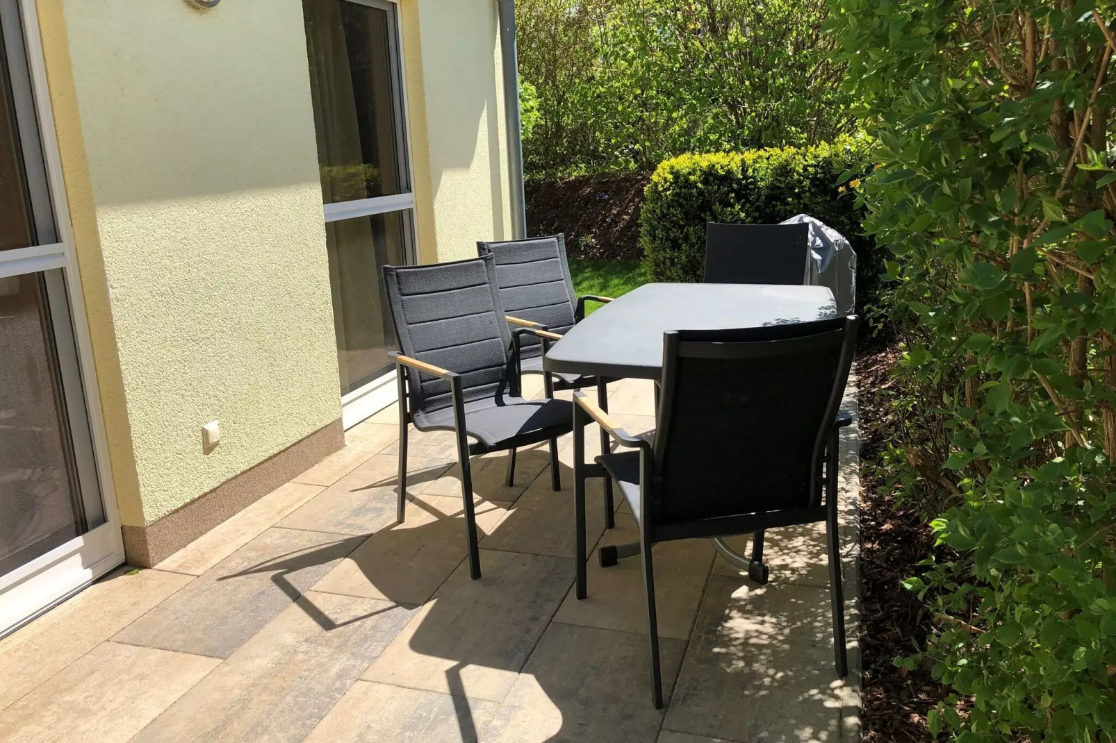 Apartments Aura - Comfort Studio Apartment 2 with shared swimming pool-Terrace