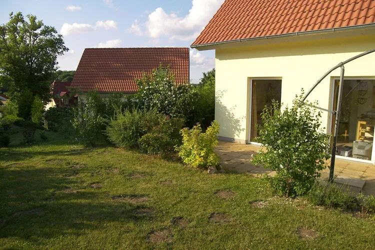 Apartments Aura - Comfort Studio Apartment 2 with shared swimming pool-Not tagged