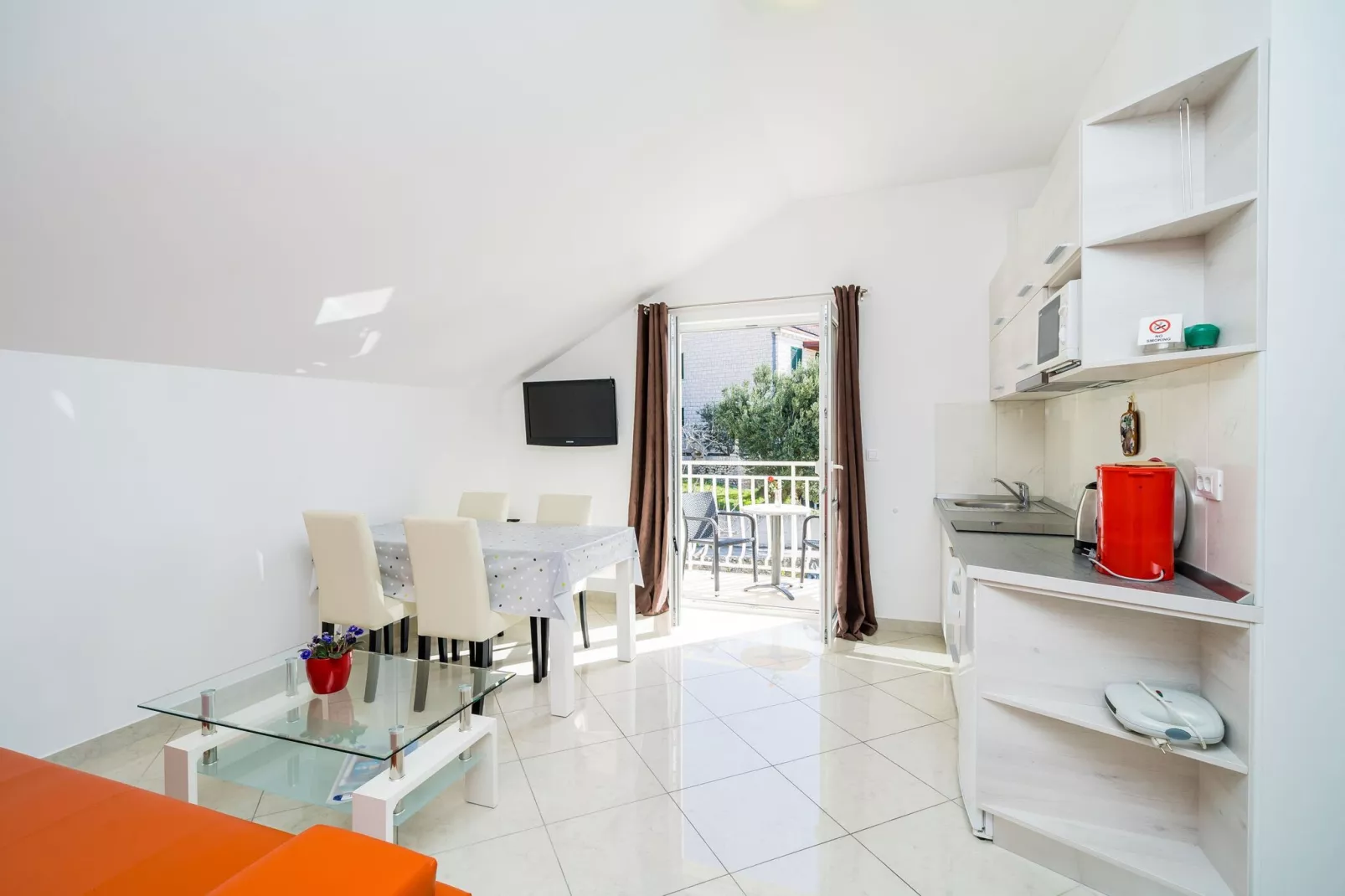 Villa Samba - Superior One-Bedroom Apartment with Balcony and Sea View-Living room