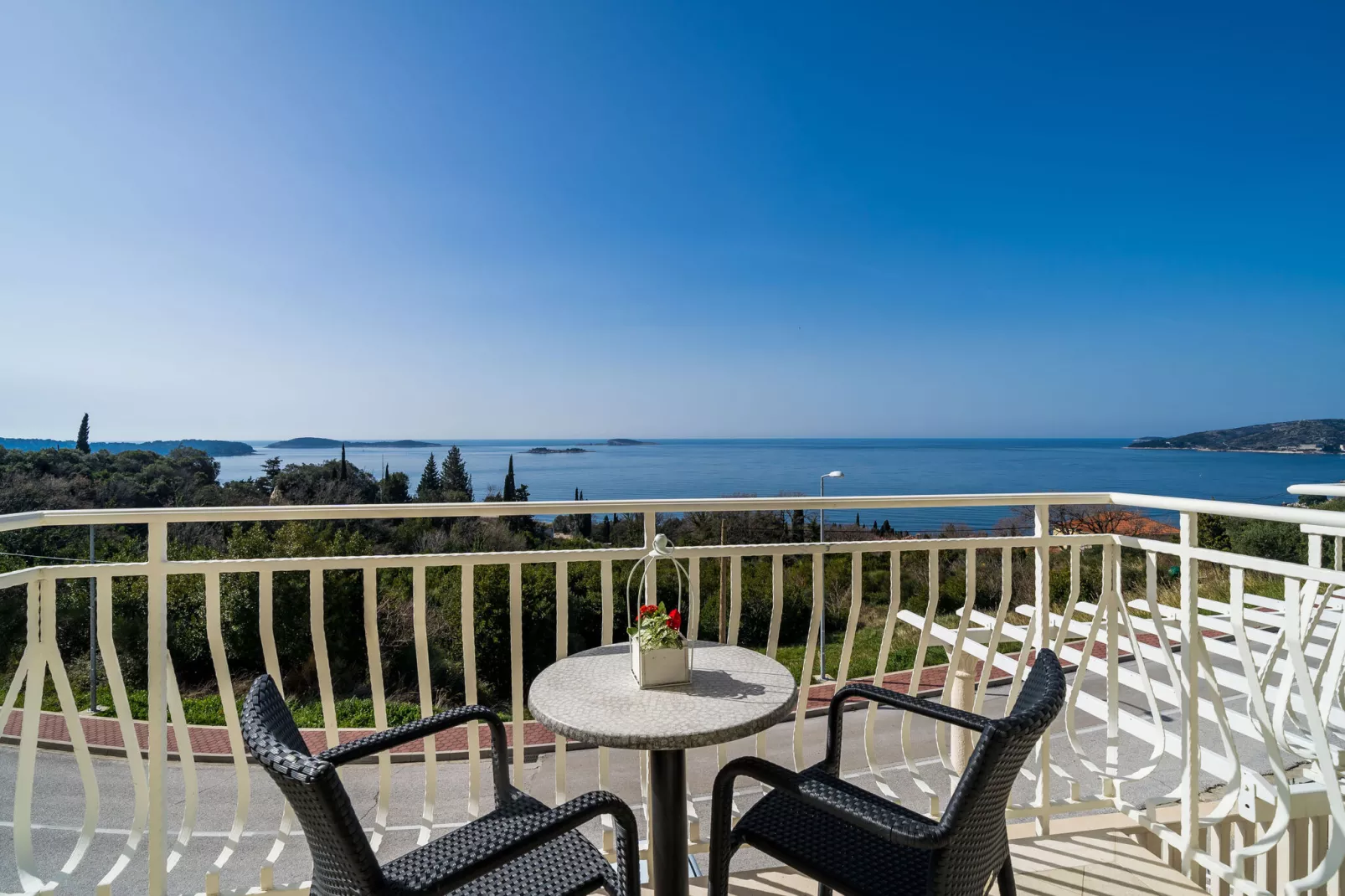Villa Samba - Superior One-Bedroom Apartment with Balcony and Sea View-Terrace balcony