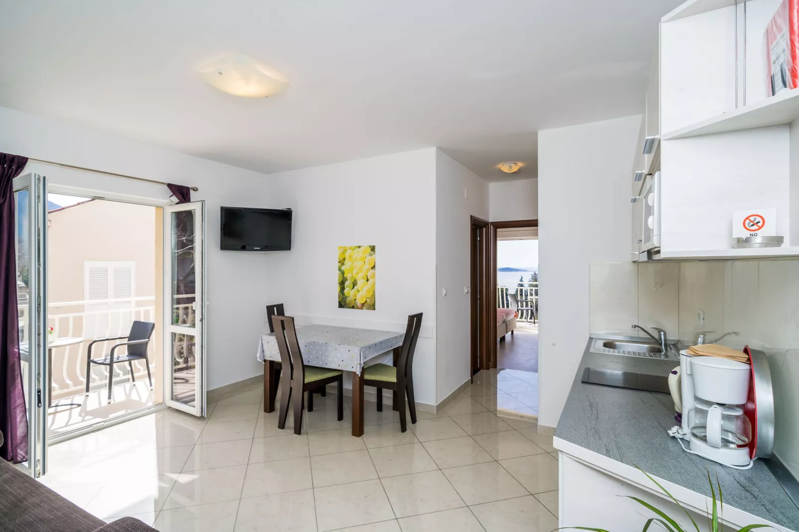 Villa Samba -  Luxury One-Bedroom Apartment with Balcony and Sea View-Kitchen