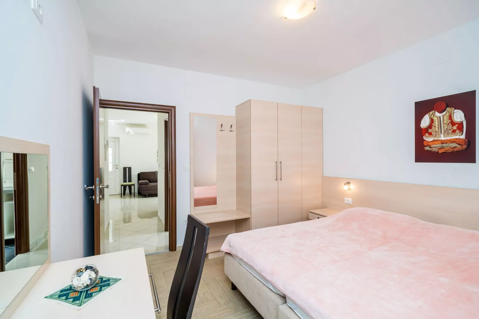 Villa Samba- Premium One-Bedroom Apartment with Balcony and Sea View-Bedroom