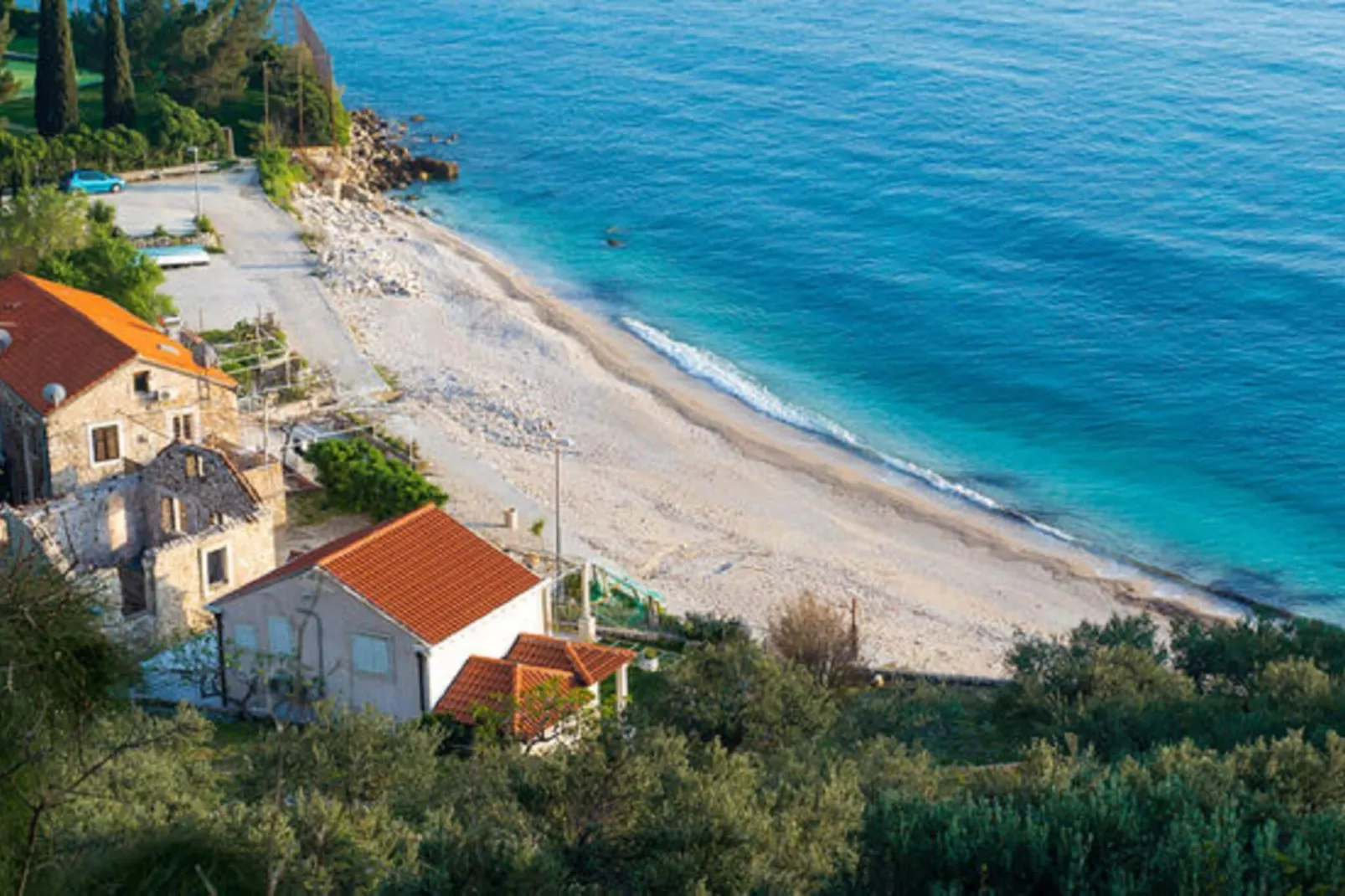 Villa Samba- Premium One-Bedroom Apartment with Balcony and Sea View-Atmosphere