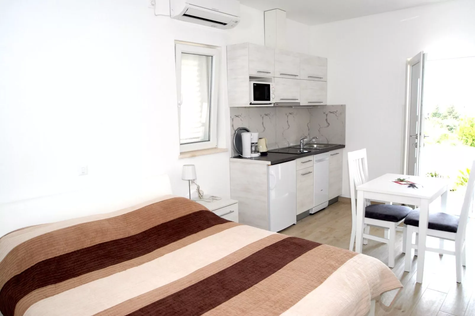 Villa Samba - Studio with Terrace and Sea View - gasi se-Living room