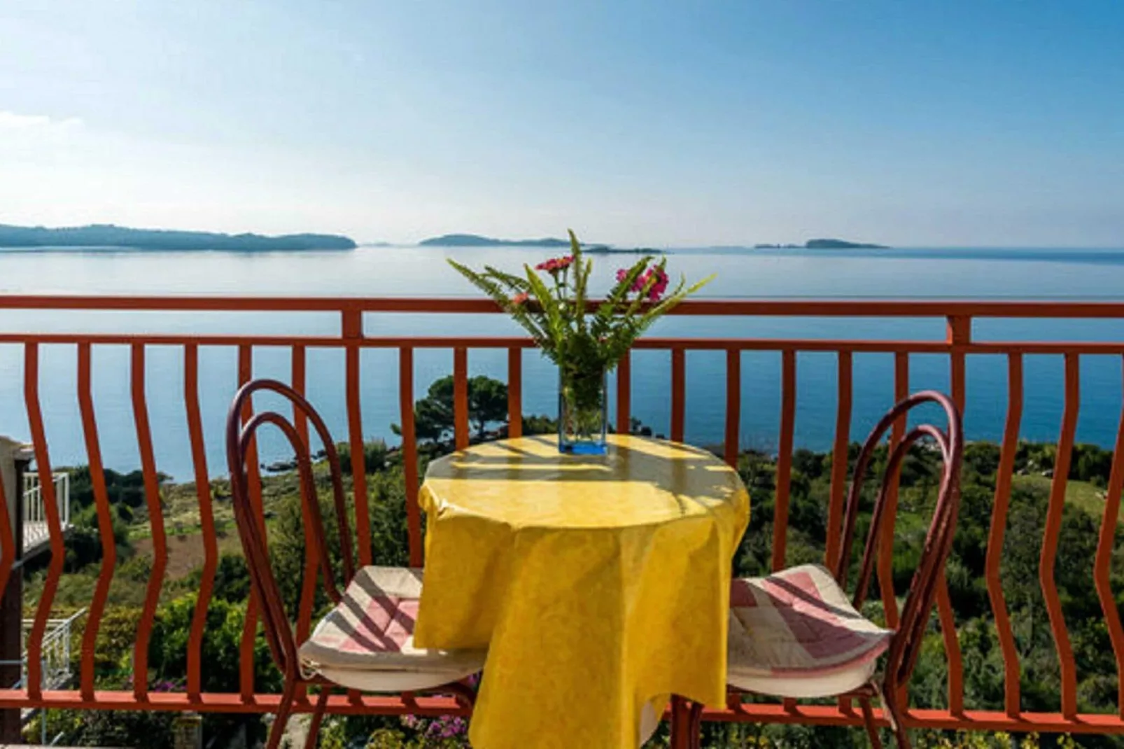 Guest House Fontana - Standard One Bedroom Apartment with Balcony and Sea View-Terrace balcony