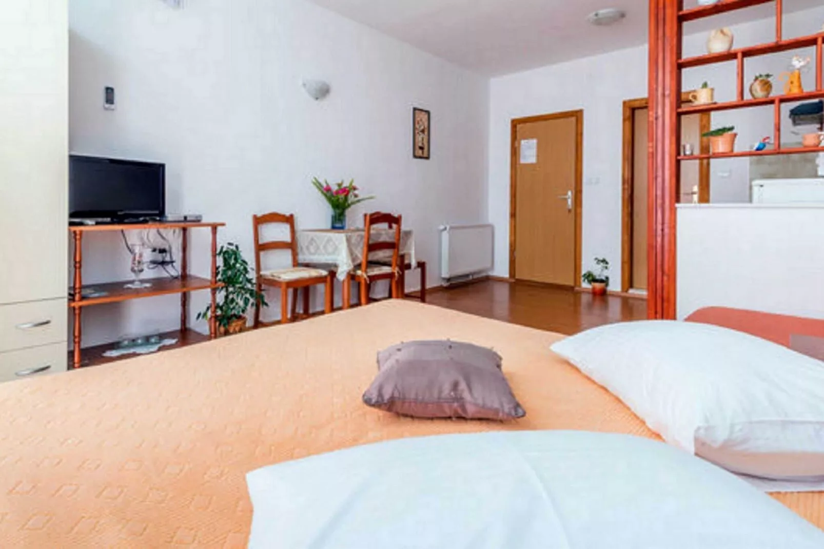 Guest House Fontana -  Studio Apartment with Sea View (2 Adults)-Schlafzimmer