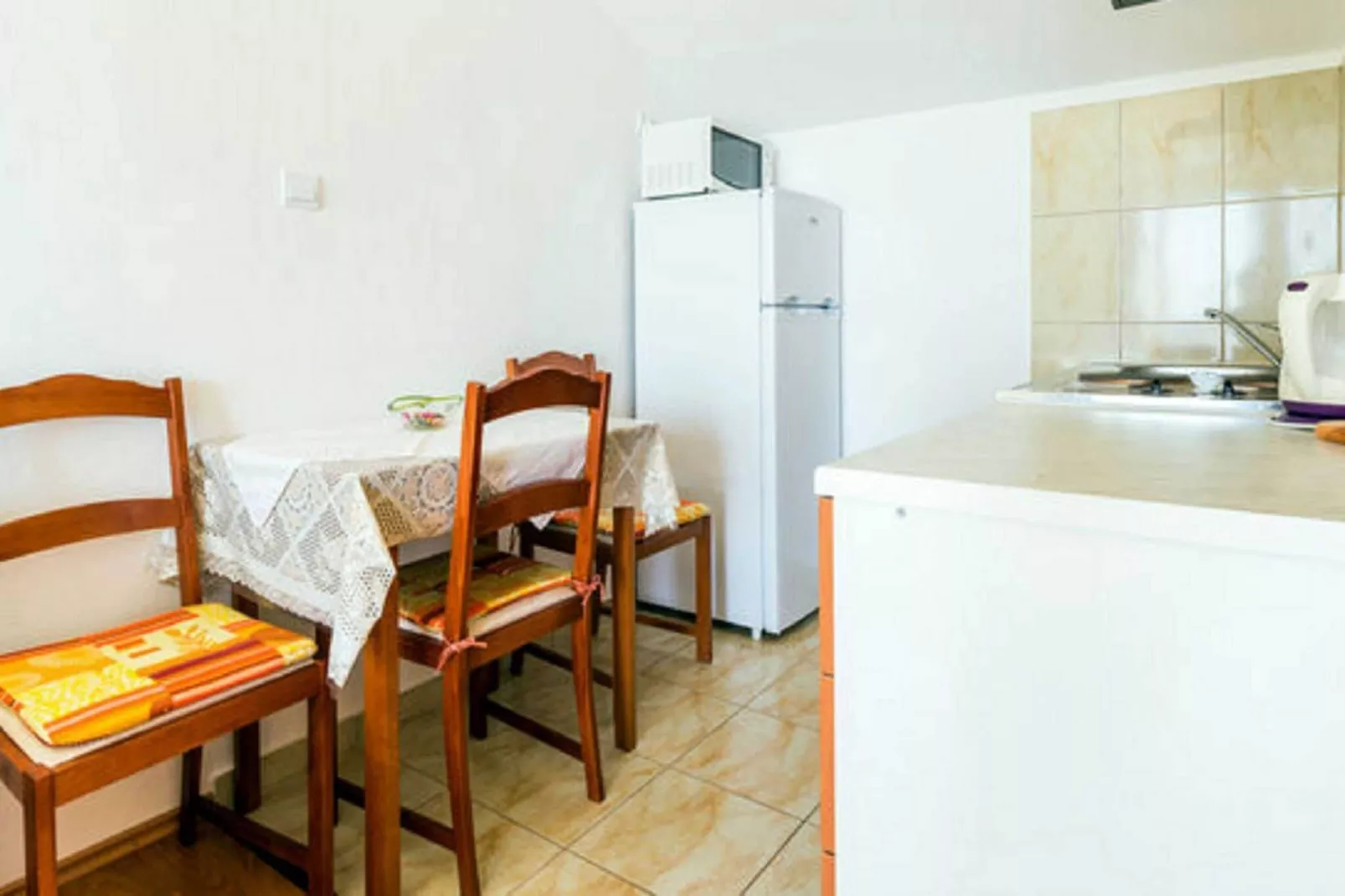 Guest House Fontana - Superior Studio with Sea View (2 Adults)-Dining room