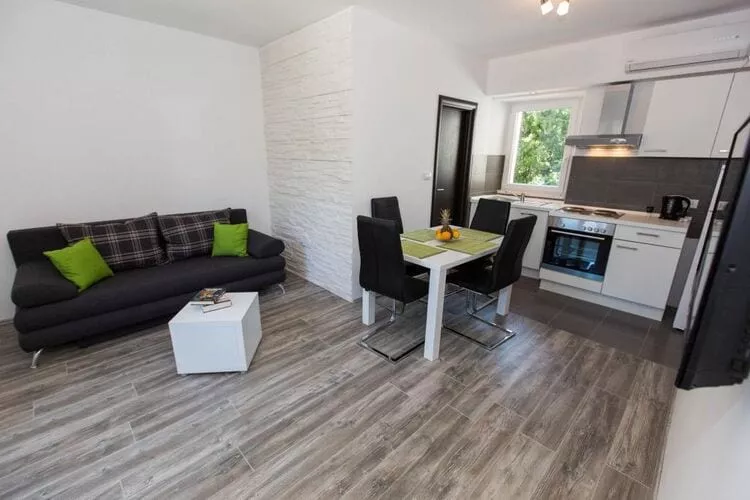 Villa Mia - One Bedroom Apartment With Balcony-Intérieur