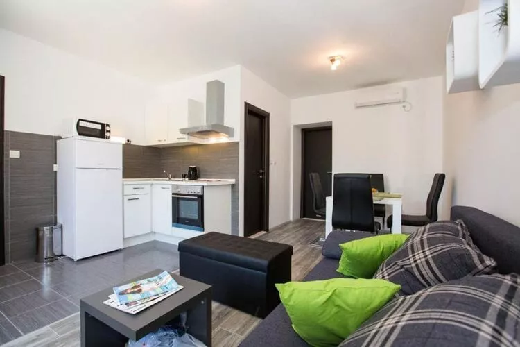 Villa Mia - Standard One Bedroom Apartment With Balcony-Intérieur