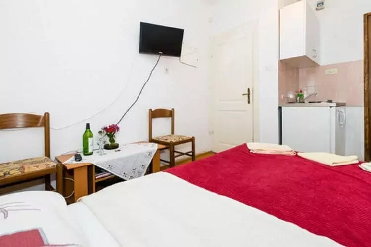 Rooms Kisic - Studio-Schlafzimmer