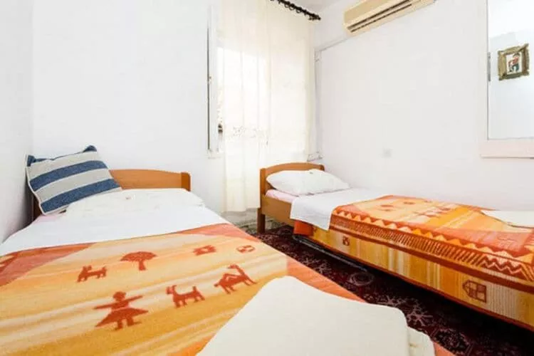 Rooms Kisic - Two-Bedroom Apartment-Bedroom