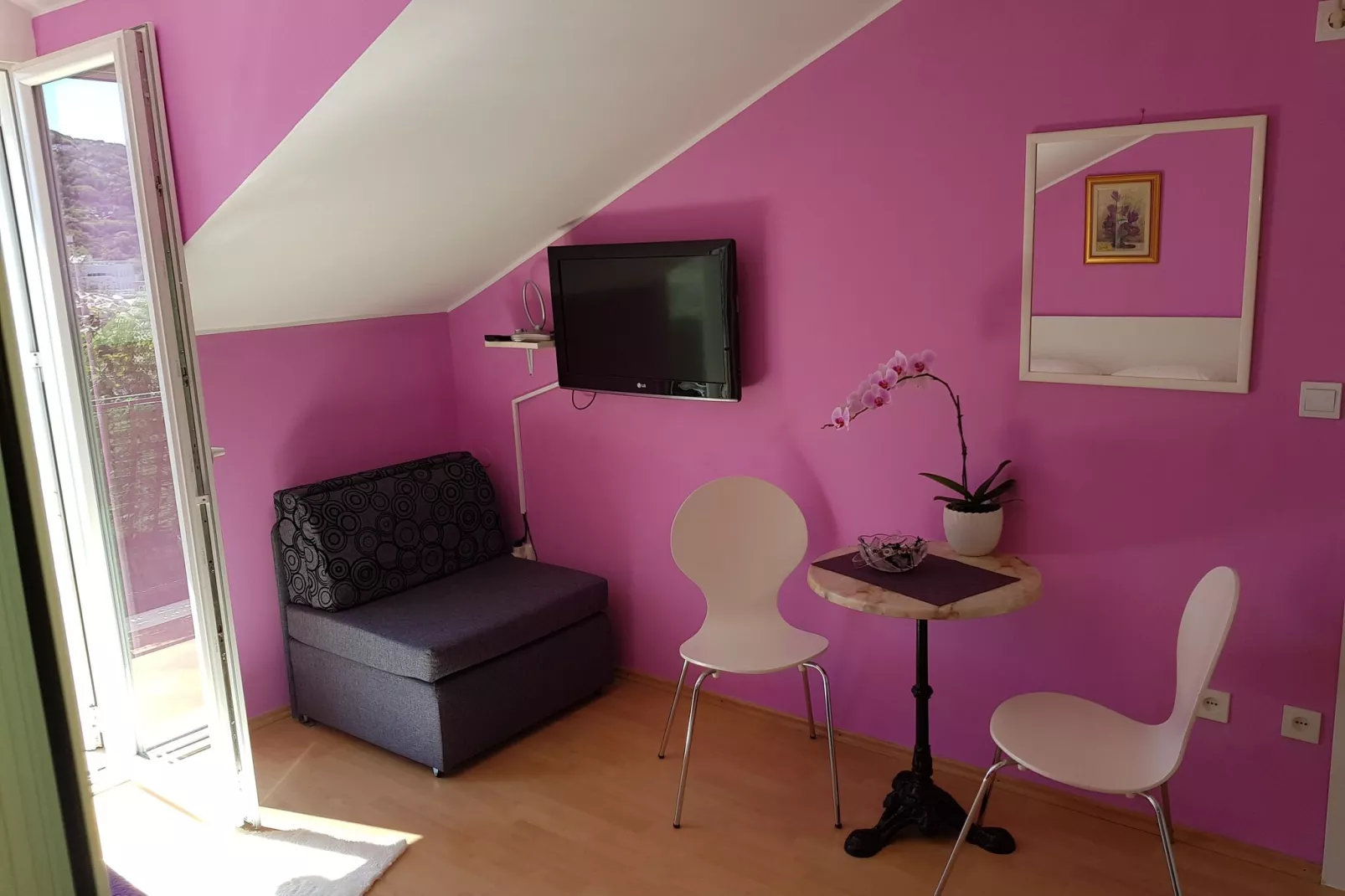 Guest House Avdic - Studio Apartment with Balcony-Indoor