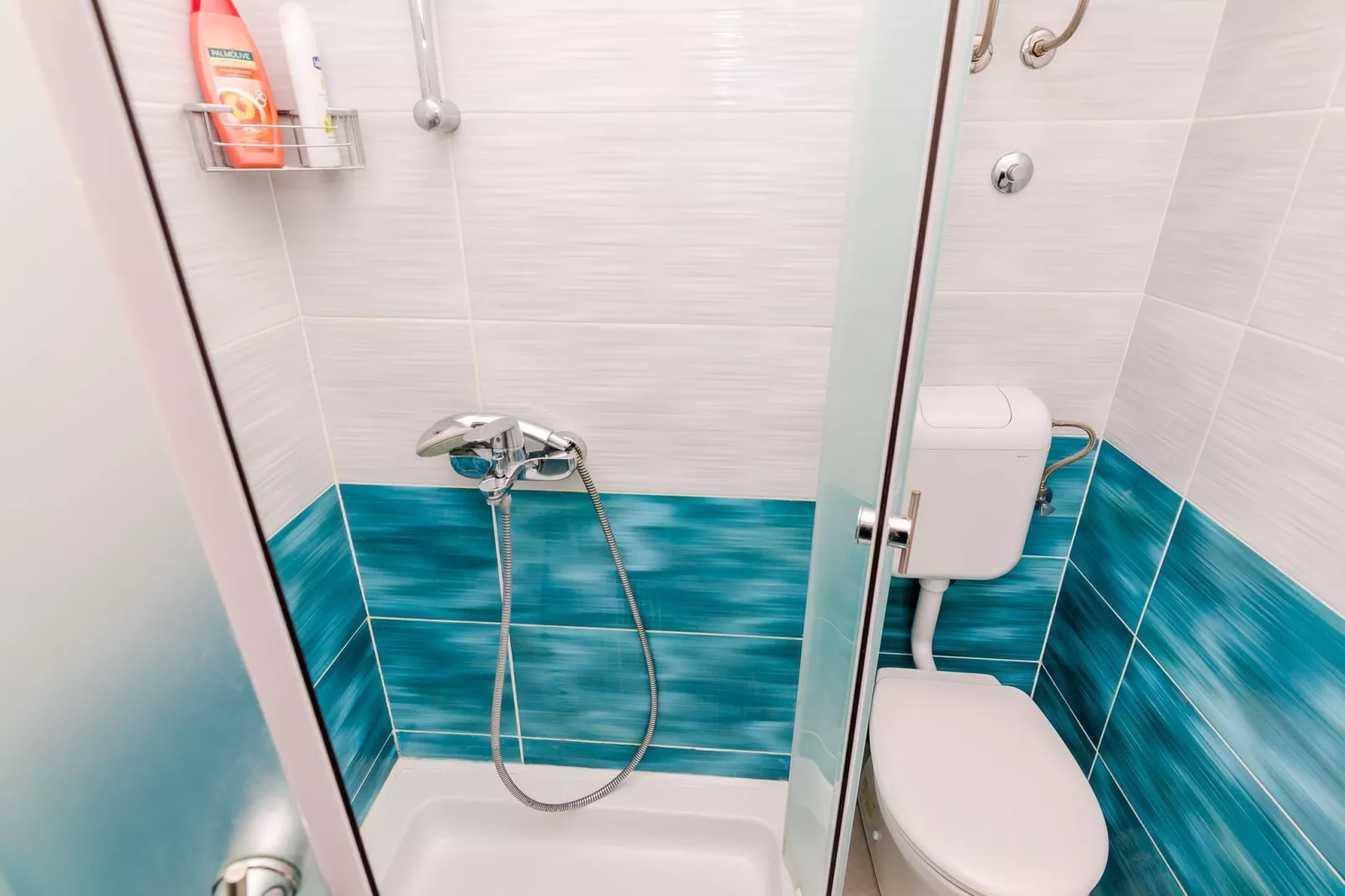 Guest House Avdic - Superior Studio Apartment with Balcony and Sea View-Bathroom