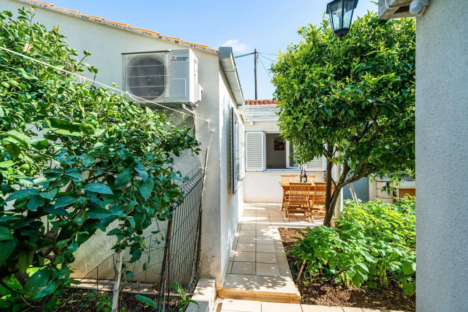 Apartments Vulicevic - Apartment Vulicevic A2 ( free private parking )-Outdoor