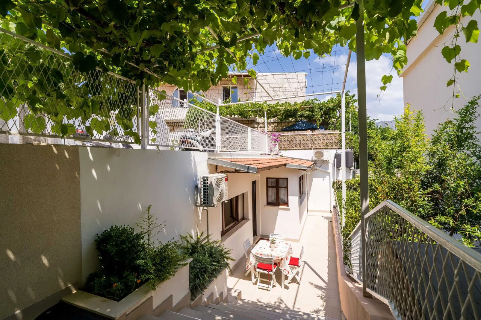 Guest House Vulic - Studio Apartment with Terrace-Outdoor
