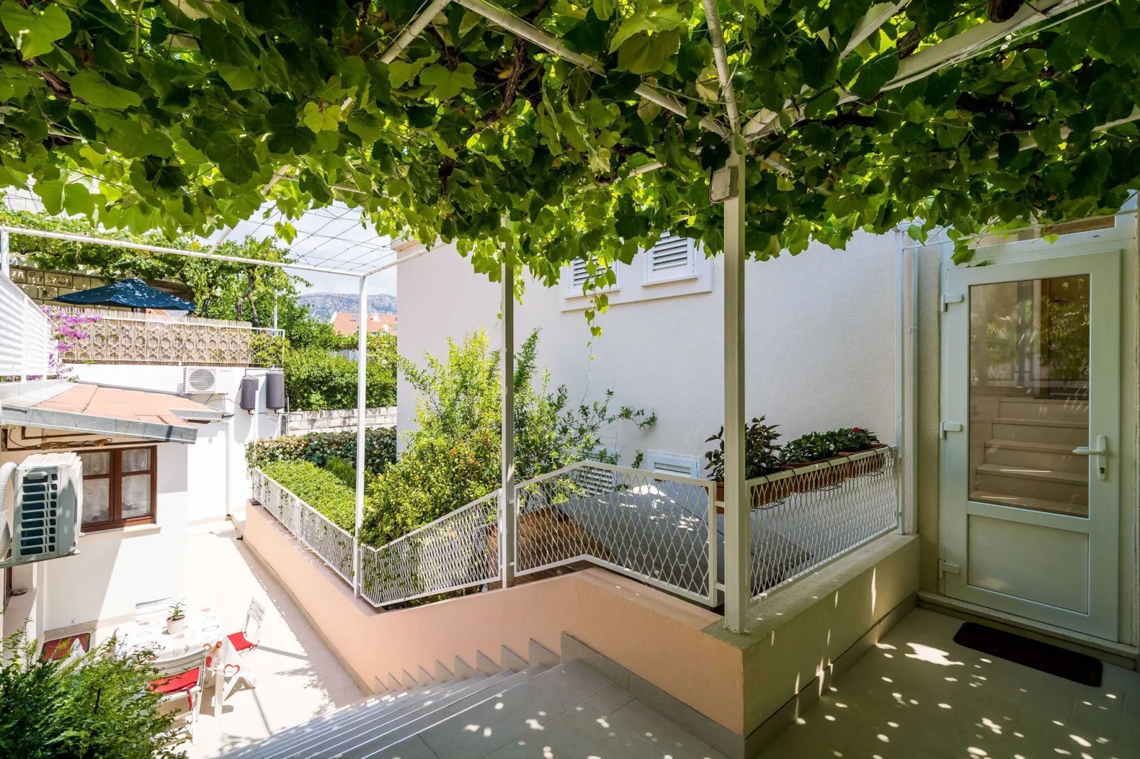 Guest House Vulic - Studio Apartment with Terrace-Outdoor