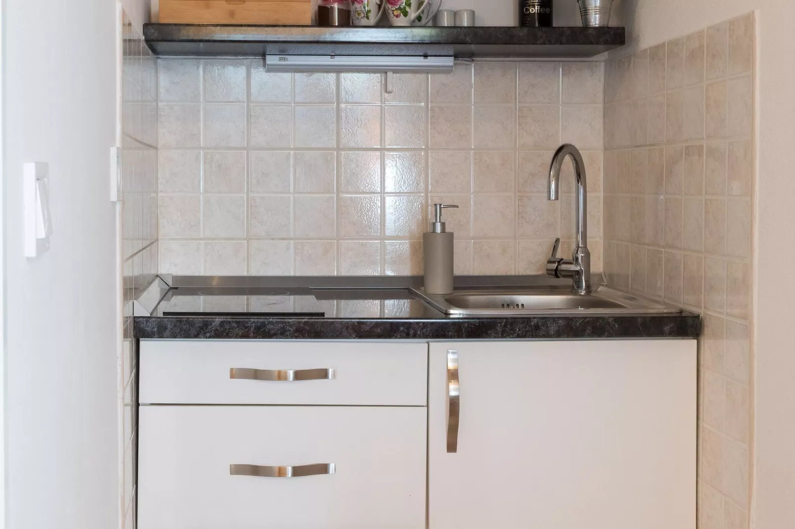Apartments Ivana Old Town -Superior Studio - APT2-Cuisine