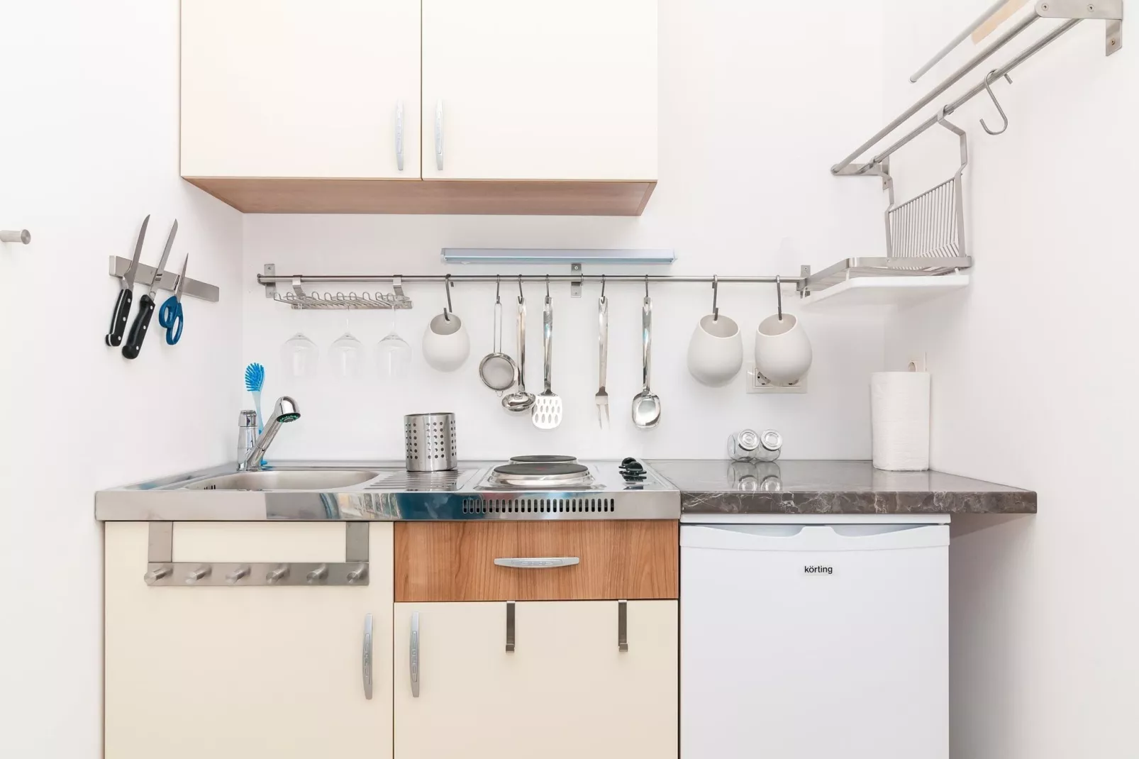 Apartments Carmen & Tosca -Studio with Patio-Cuisine