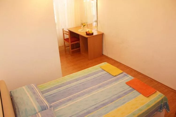 Room Lazareti - Double Room with Shared Terrace-Bedroom