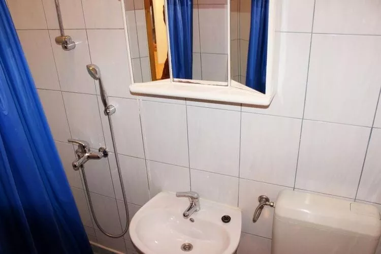 Room Lazareti - Double Room with Shared Terrace-Bathroom