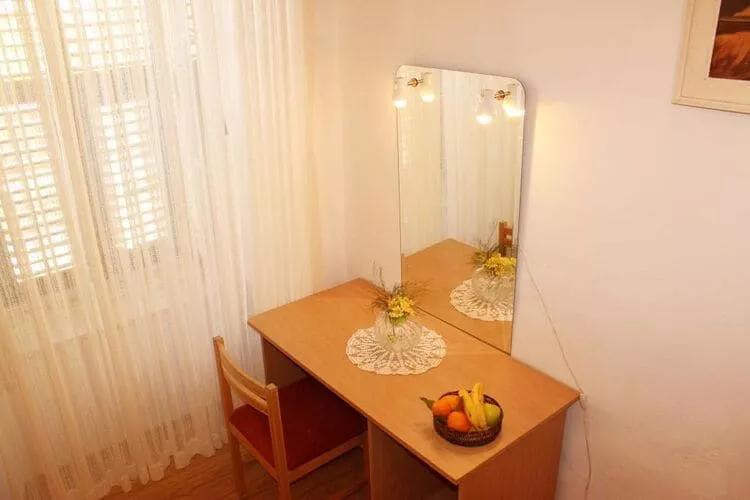 Room Lazareti - Double Room with Shared Terrace-Indoor