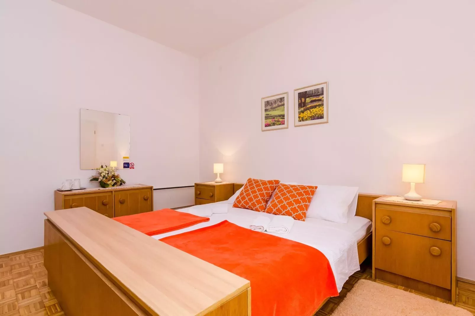 Rooms Batina- Standard Double Room-2-Indoor