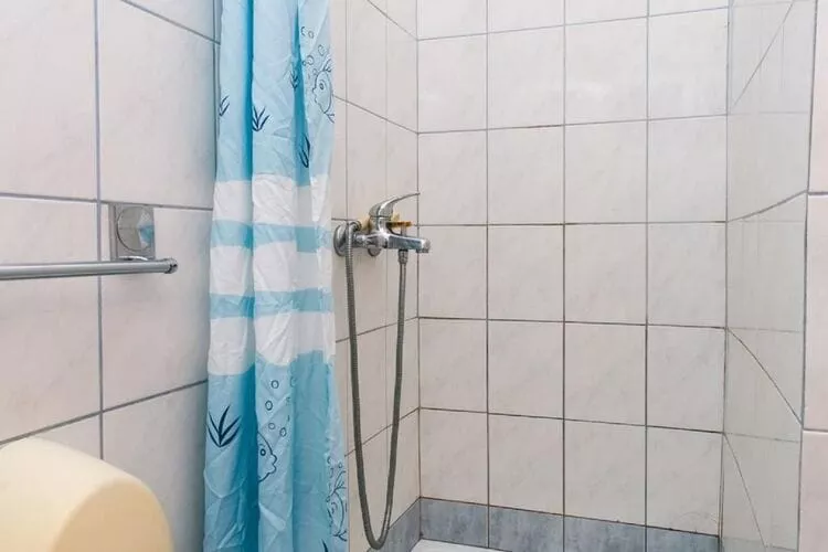 Apartments Franka Saplunara-Twin Room with Terrace and Sea view  No1-Bathroom