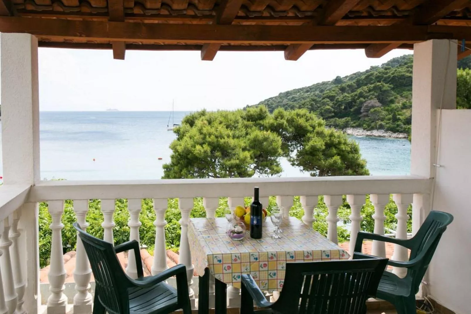 Apartments Franka Saplunara-Triple Room with Terrace and Sea View  No1-Terrace