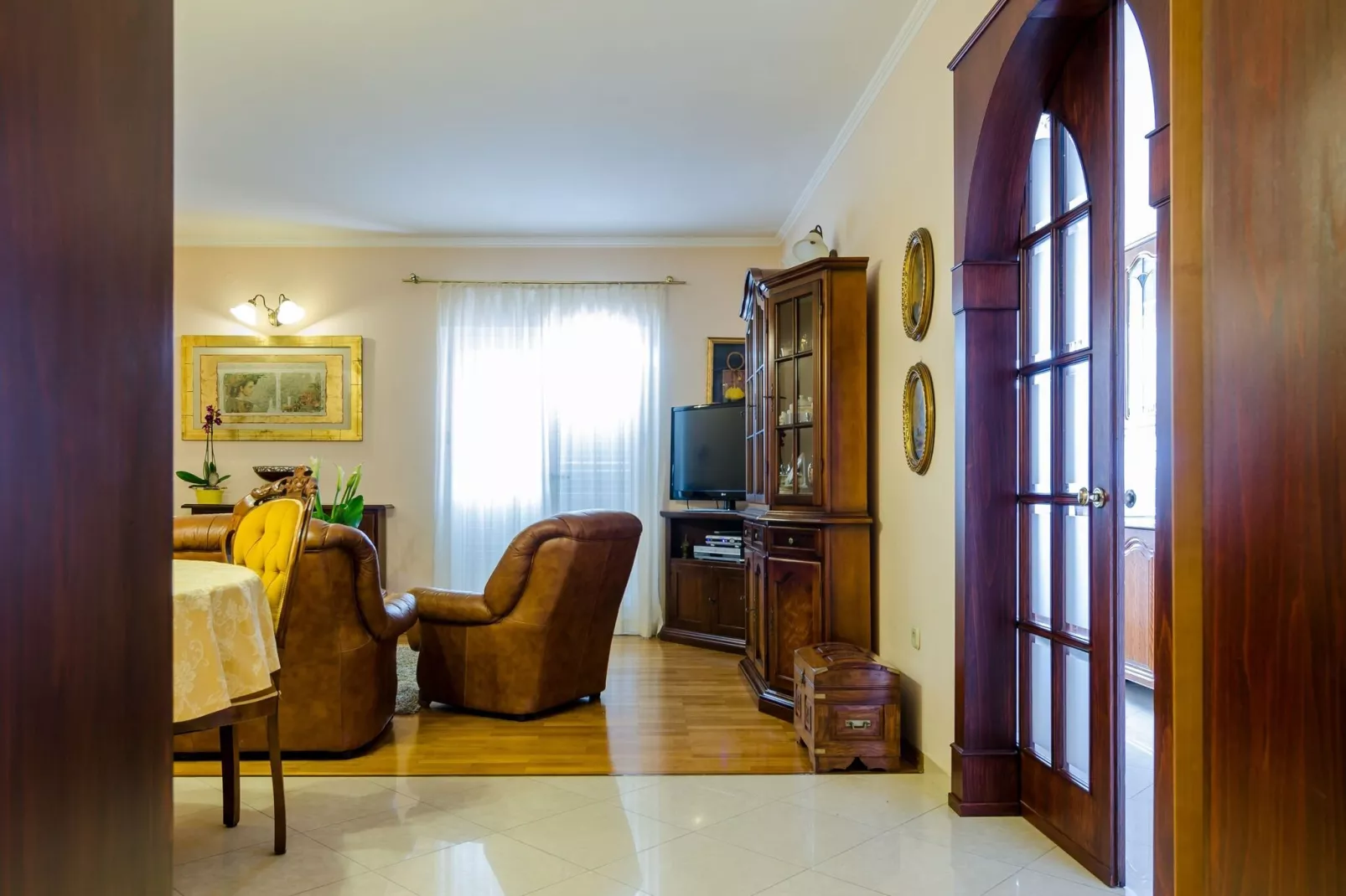 Apartment Paco - Three-Bedroom Apartment with Balcony and Sea View-Wohnzimmer