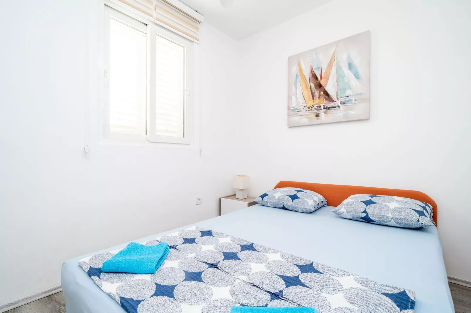 Apartment & Rooms Alan - Double Room with Shared Bathroom 2-Bedroom