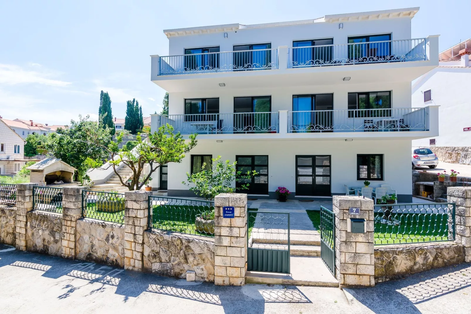 Apartments Garden - One-Bedroom Apartment with Terrace (2 Adults)-Extérieur