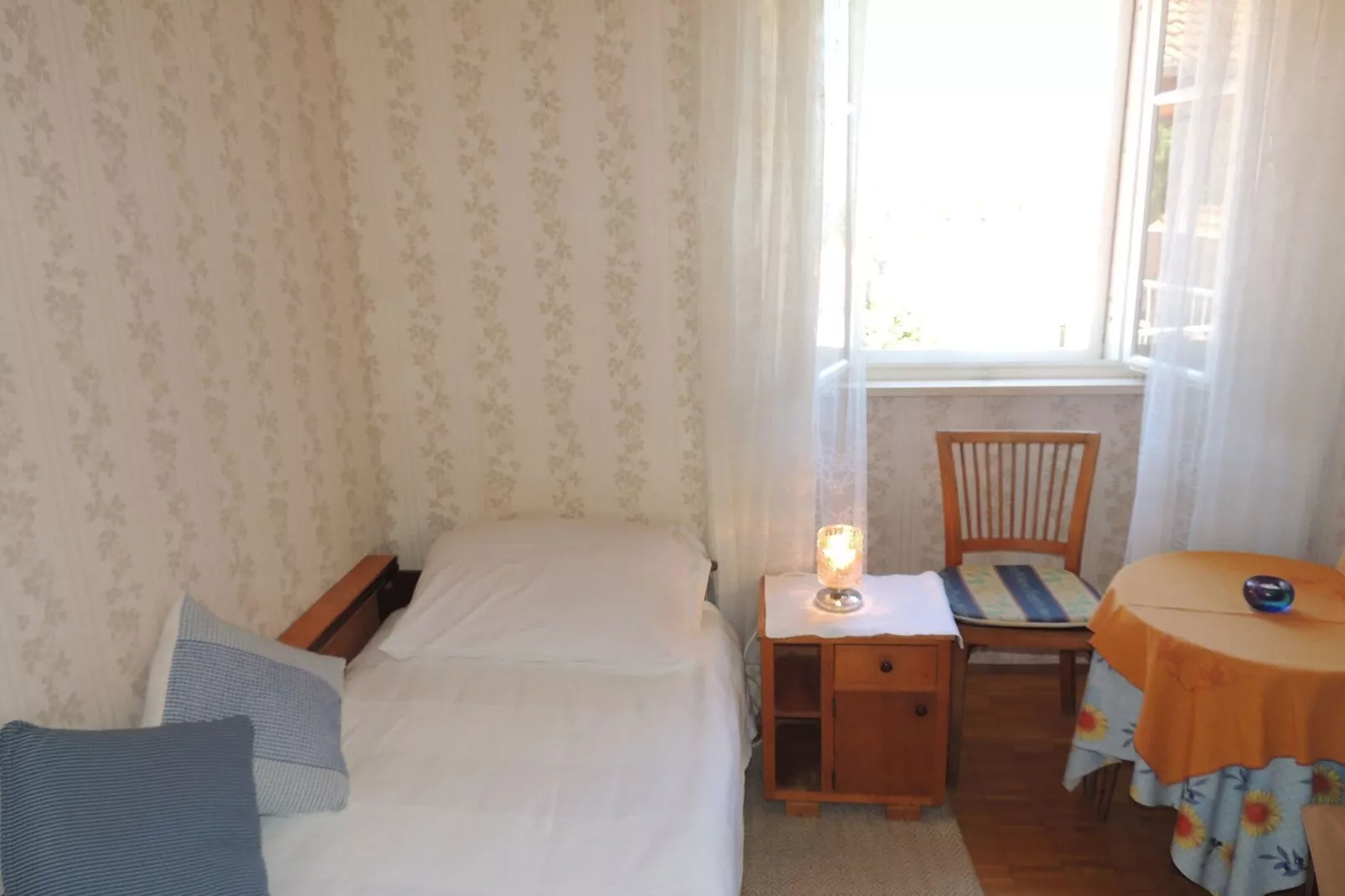 Villa Hortenzia -  Three-Bedroom Apartment with Terrace and Sea View-Chambre