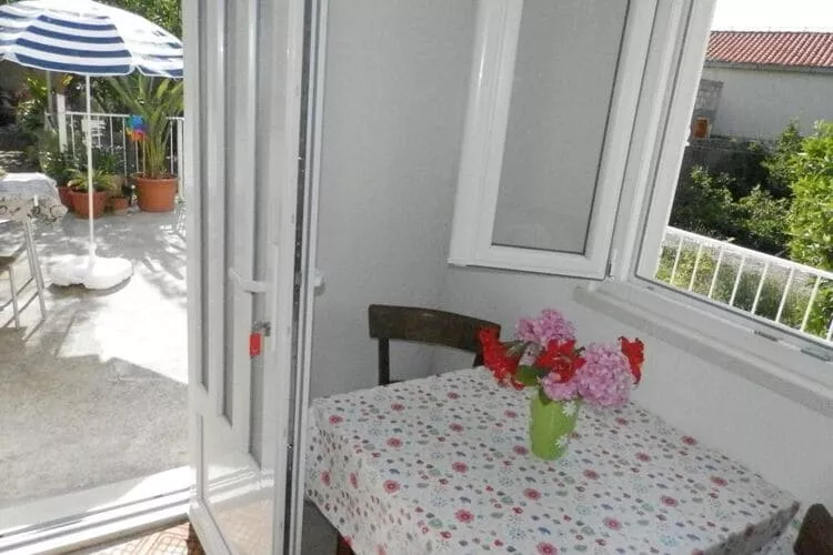 Villa Hortenzia -  One-Bedroom Apartment with Terrace-2-Esszimmer
