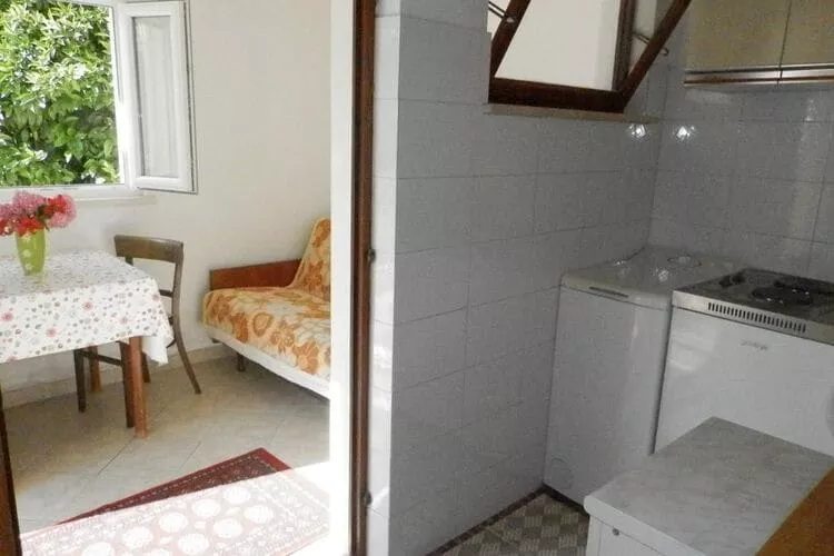 Villa Hortenzia -  One-Bedroom Apartment with Terrace-2-Küche
